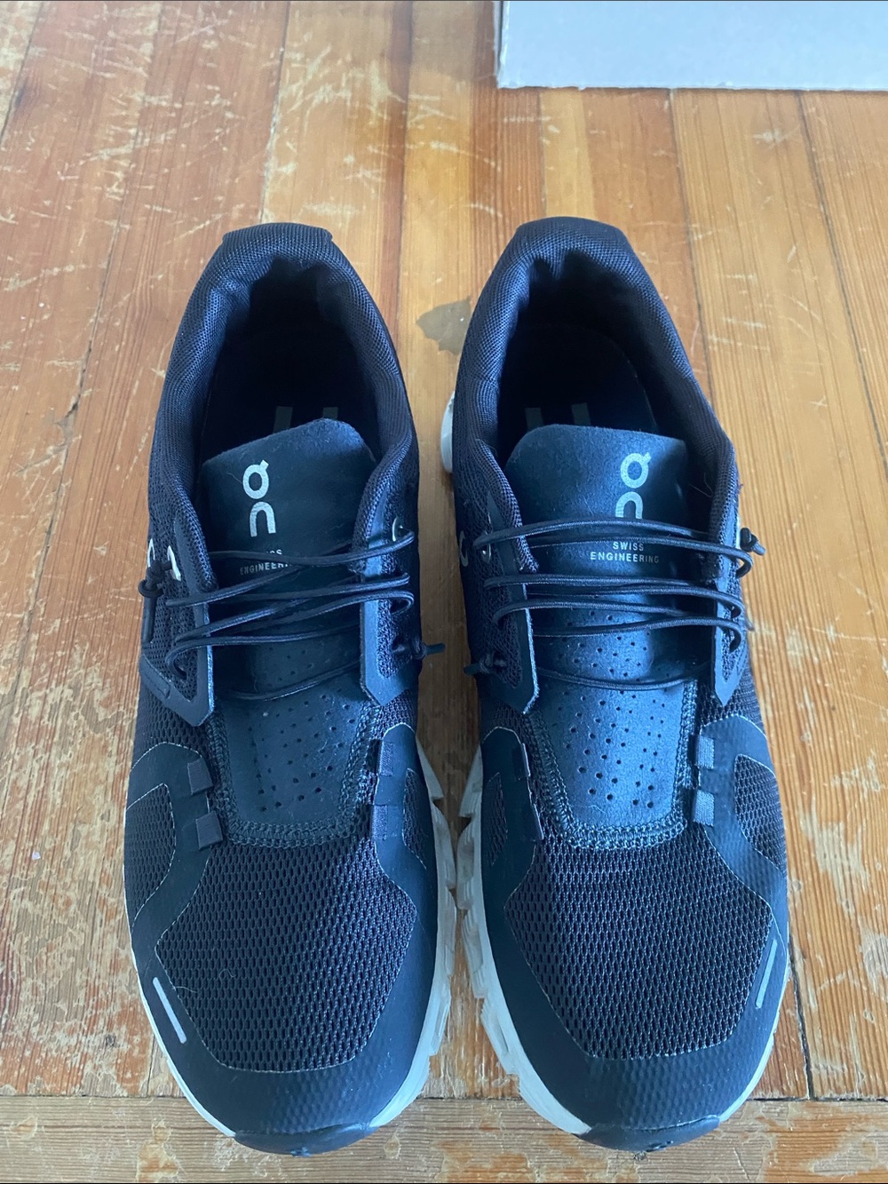 On Running Sneakers